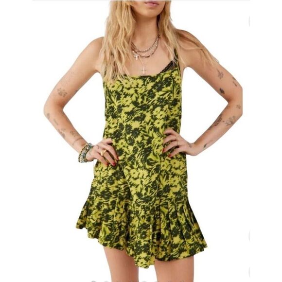 Urban Outfitters Dresses & Skirts - URBAN OUTFITTERS SPRING/SUMMER MINI DRESS